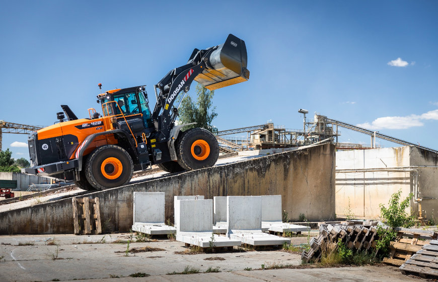 Doosan DL420CVT-7 Wheel Loader Saves 9 l/h in Fuel